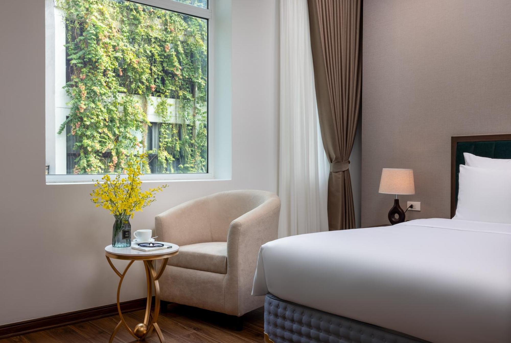 Vista Hotel Hanoi