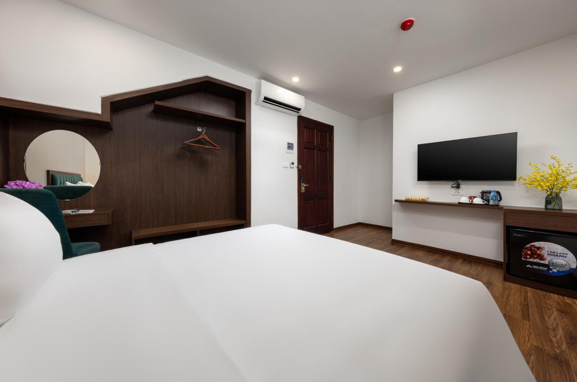 Vista 3* Hanoi